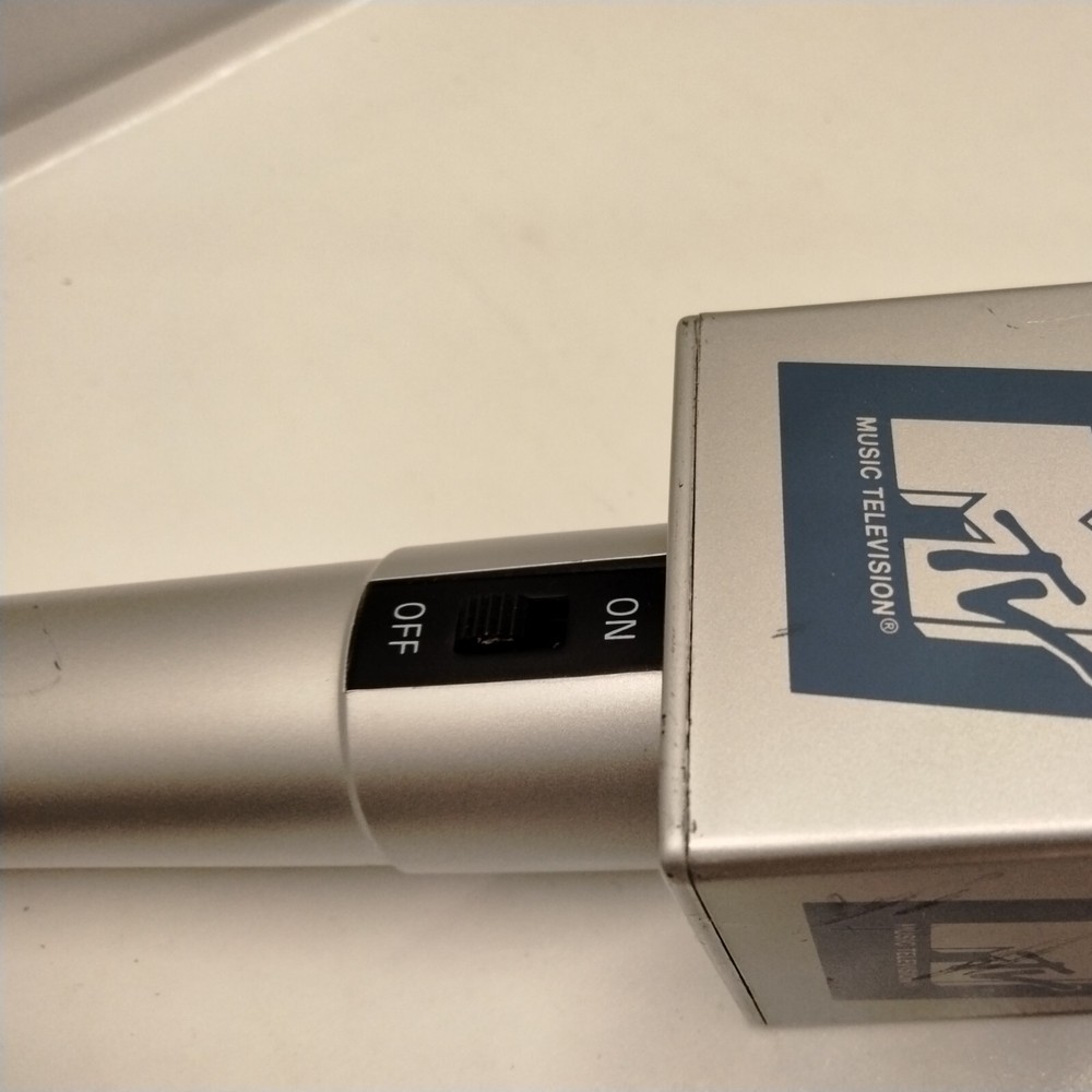 MTV Microphone Singing Machine Wired Dynamic Microphone Karaoke