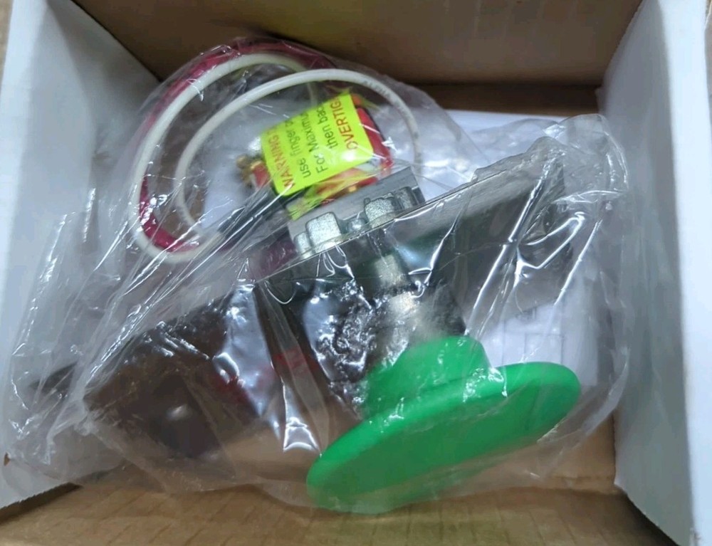 Dortronics Pneumatic Push Button (Green)