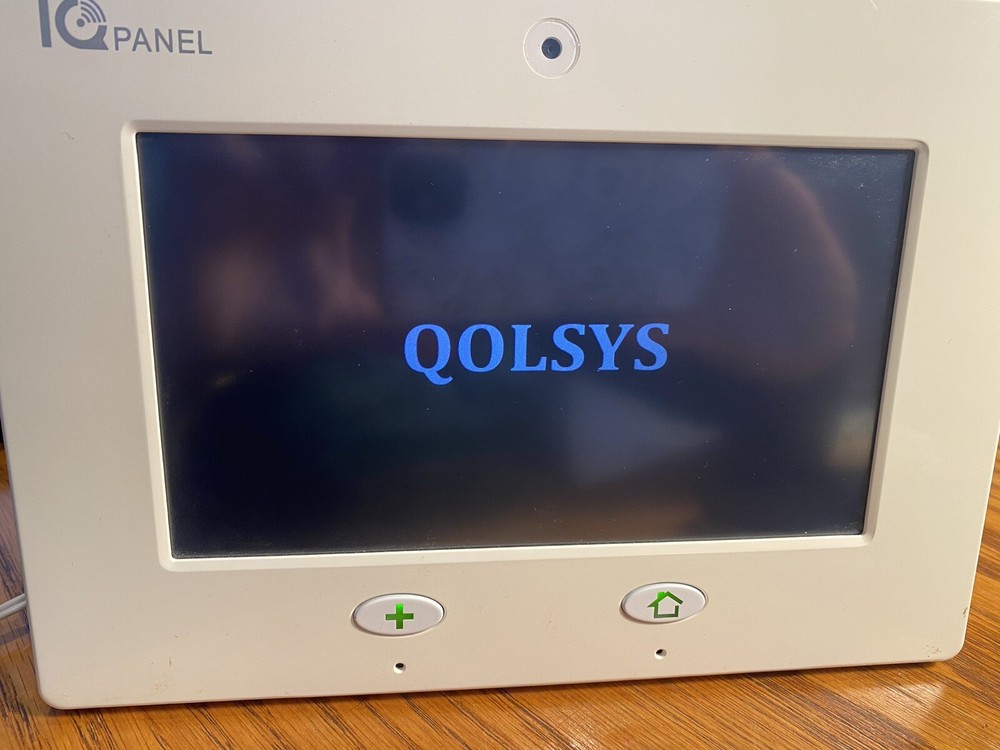 Qolsys IQ Panel-VRZ White Bluetooth 7" Touchscreen Image Sensor Control Panel
