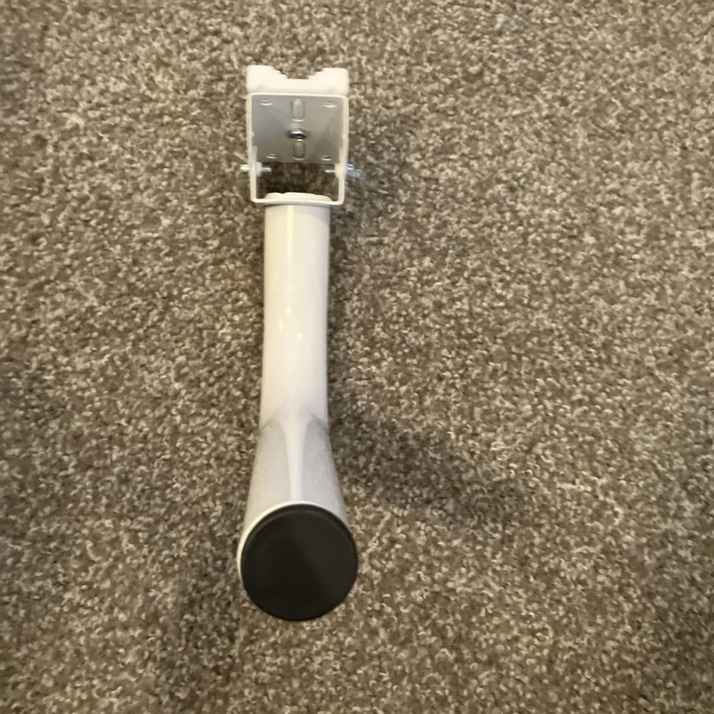 Universal Wireless Point Client CPE Mounting Bracket White Steel