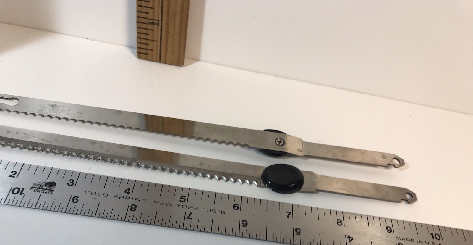 BLADES ONLY for EU081 SHARPER IMAGE Cordless Electric KNIFE + Instructions AS-IS