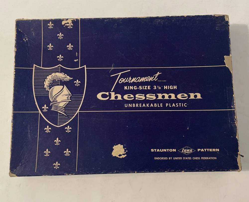 Vintage - Tournament Chessmen by E.S. Lowe Staunton Pattern - Complete
