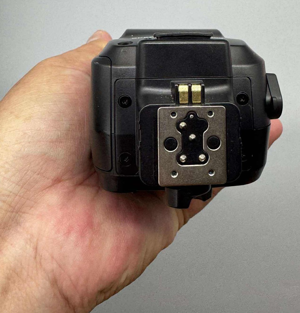 Nikon SB-5000 Flash Speedlite - Mint