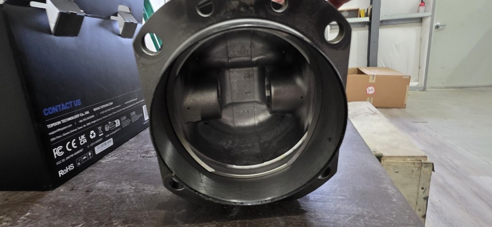 05K21104: Wide Deck Cylinder. Repaired With 8130 Paperwork