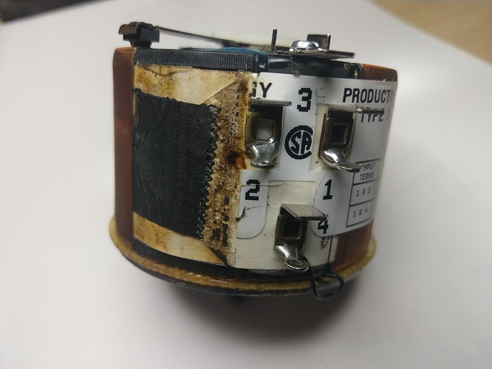 Staco Energy type 221-b Variable Transformer used in Leica Zeiss Light Sources