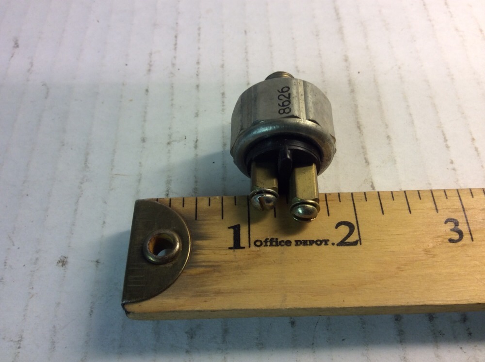 8626 Pressure switch 5930-00-548-5484