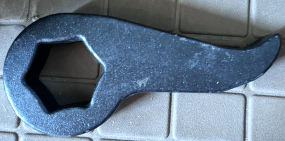 9" Adjustable Leveling Torsion Forged Key