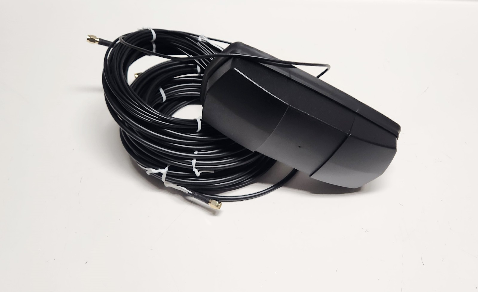 RFMAX Vehicle Mount 4G/5G 5-in-1 Antenna for Mobile Cellular Routers