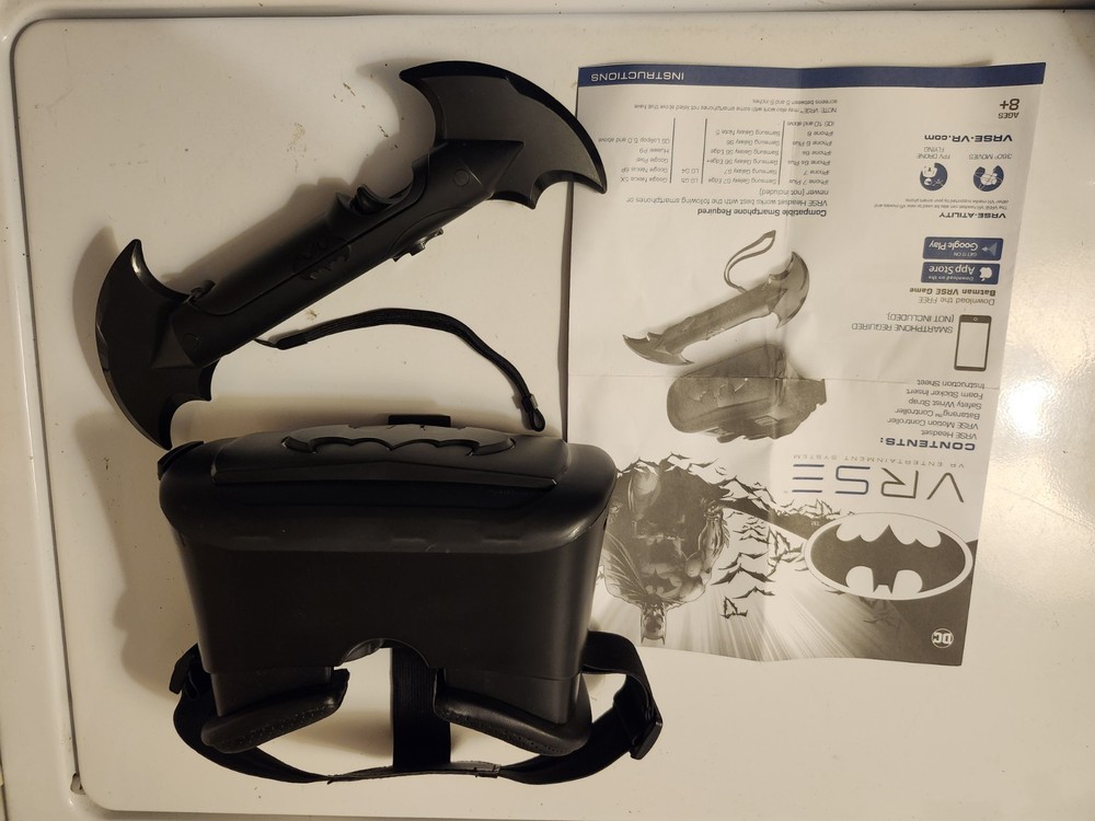 VRSE Batman Virtual Reality Set With Box