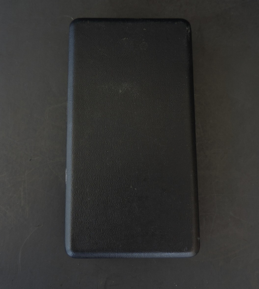 WW2 U.S. BRONZE STAR MEDAL IN CASE with RIBBONS