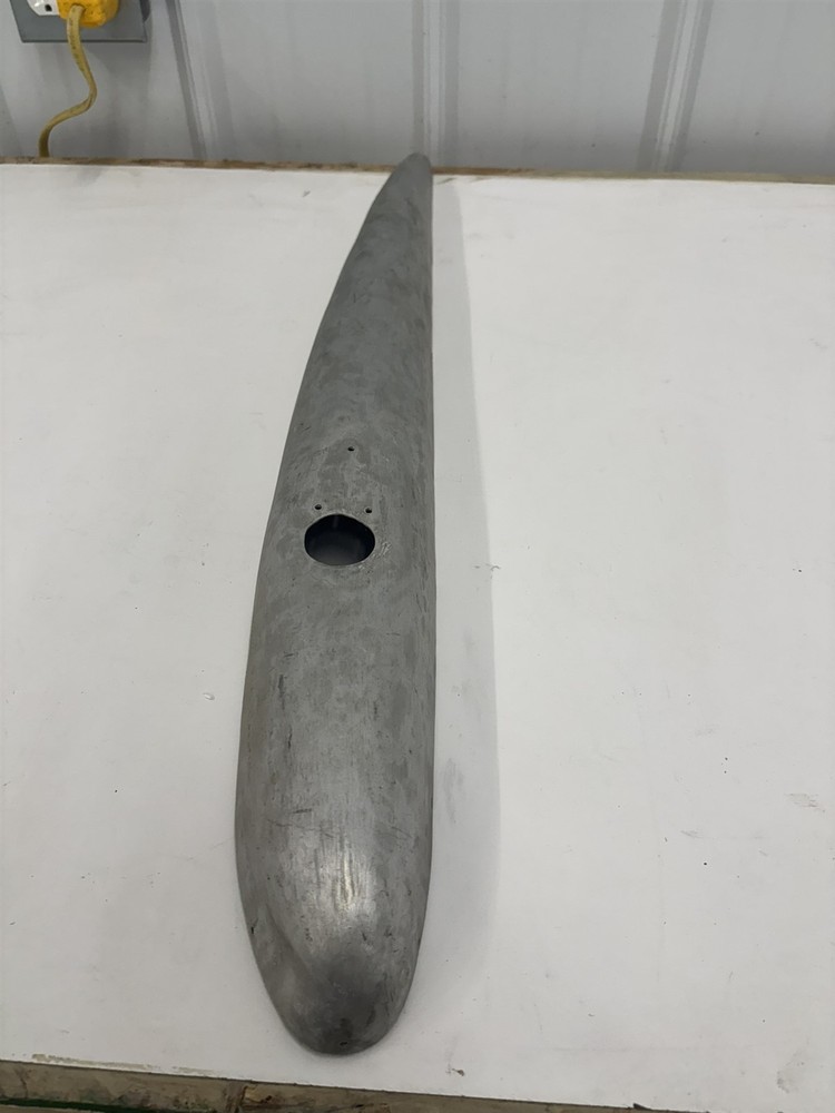 Luscombe Model 8 Left Wing Tip Bow 582208-2 Wingtip