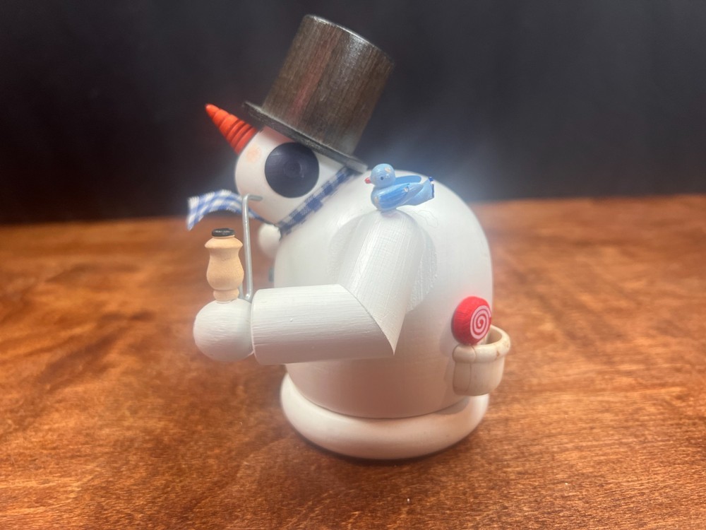 KWO Happy Snowman German Smoker *missing base*