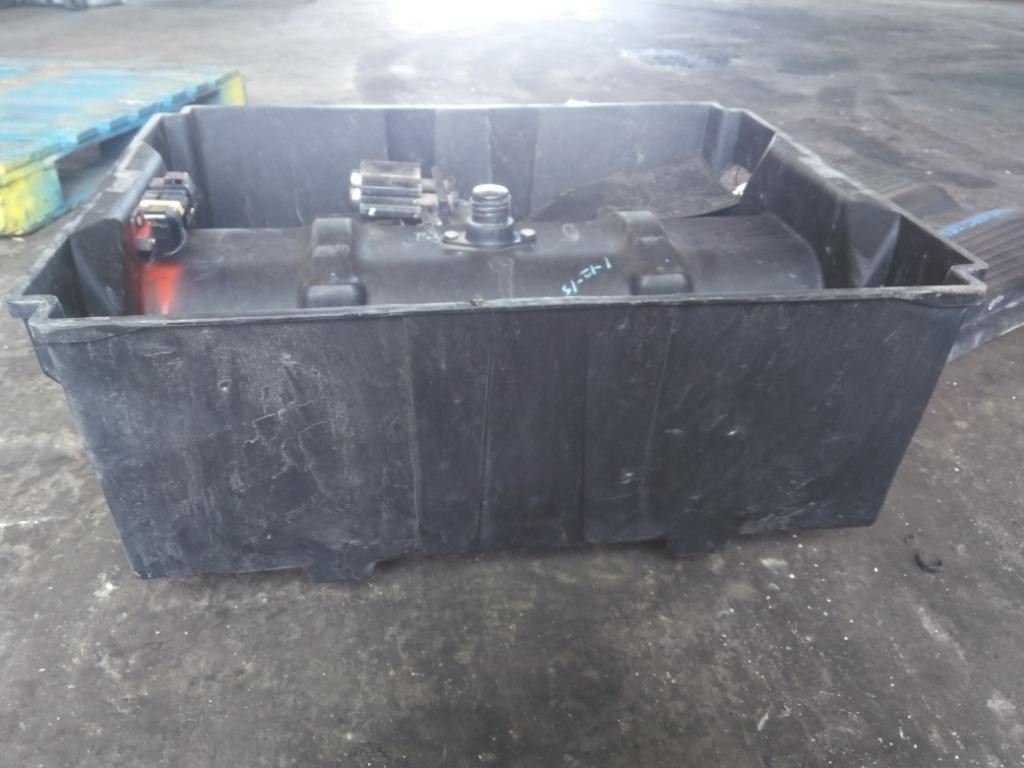 Replaces NA 2016 FREIGHTLINER CASCADIA 125 BATTERY BOX 3799725