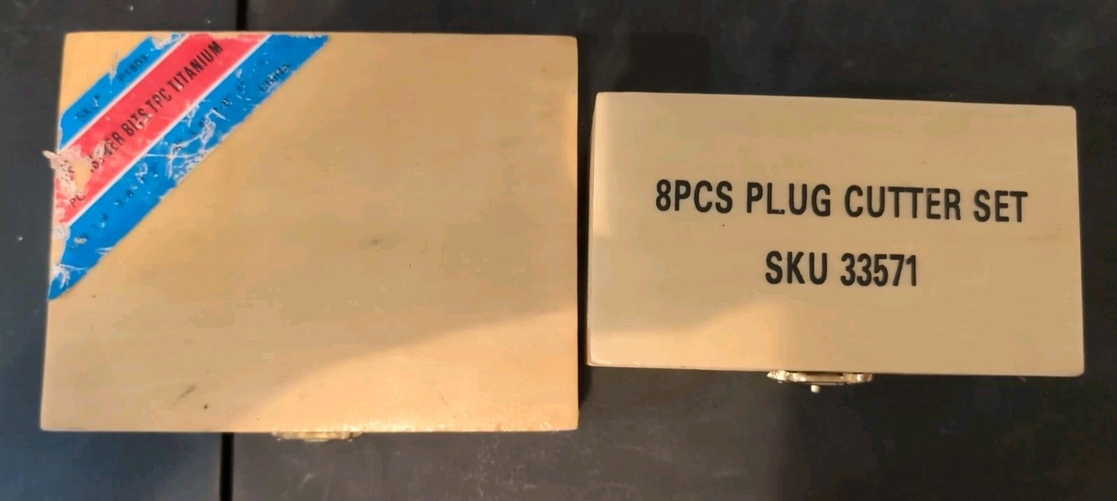 SET OF EIGHT 5/8"-1/4" STRAIGHT SHANK ROUTER BITS And Titanium 1"-1/4"