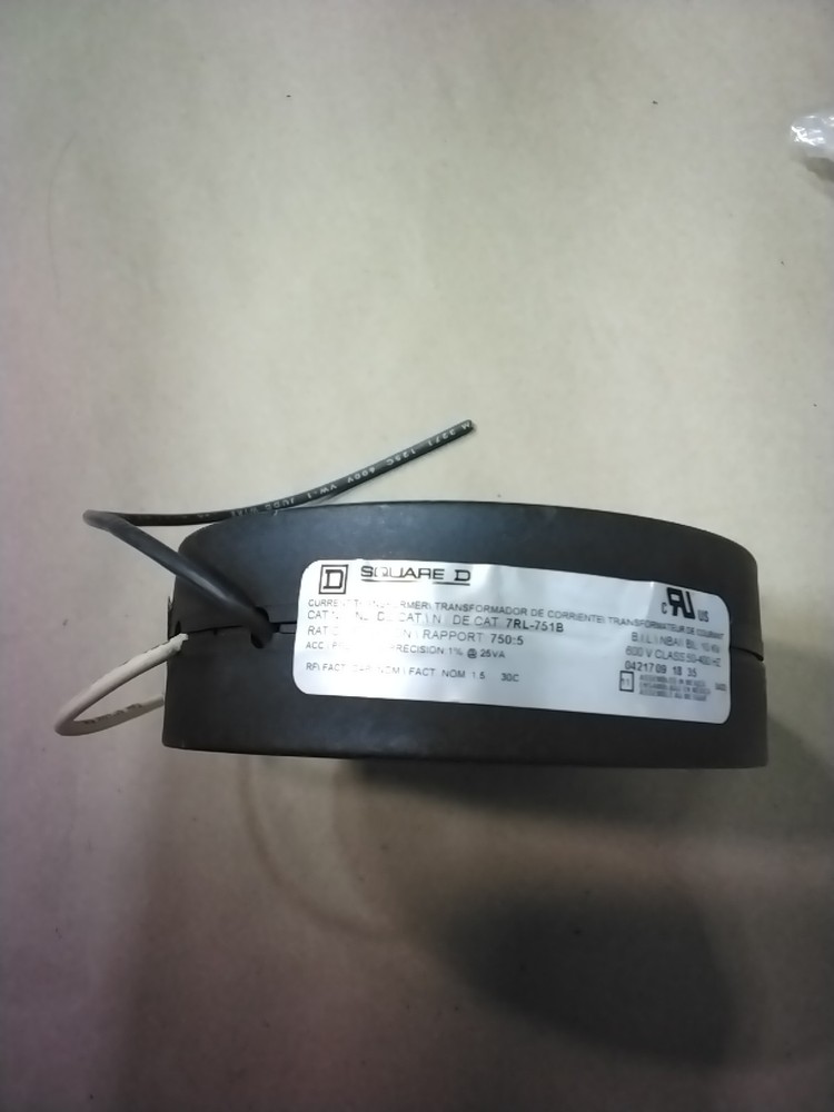 Square D Current Transformer 7RL-751B Ratio 750:5