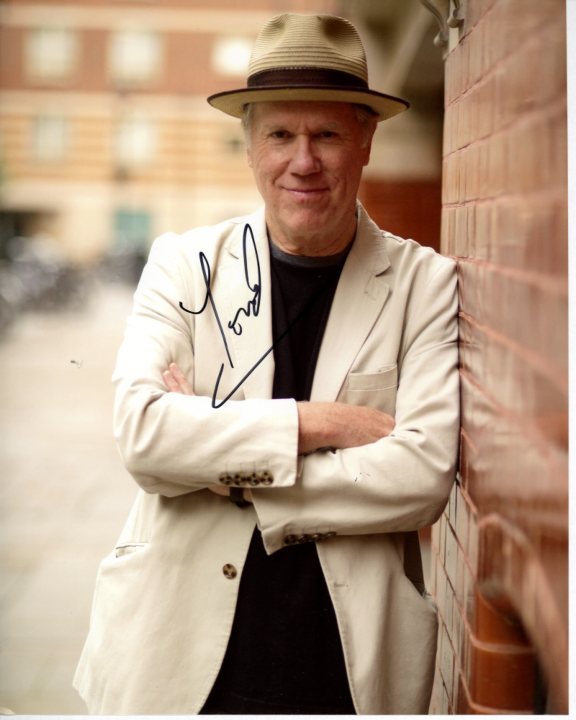 LOUDON WAINWRIGHT Signed Autographed 8x10 Photo
