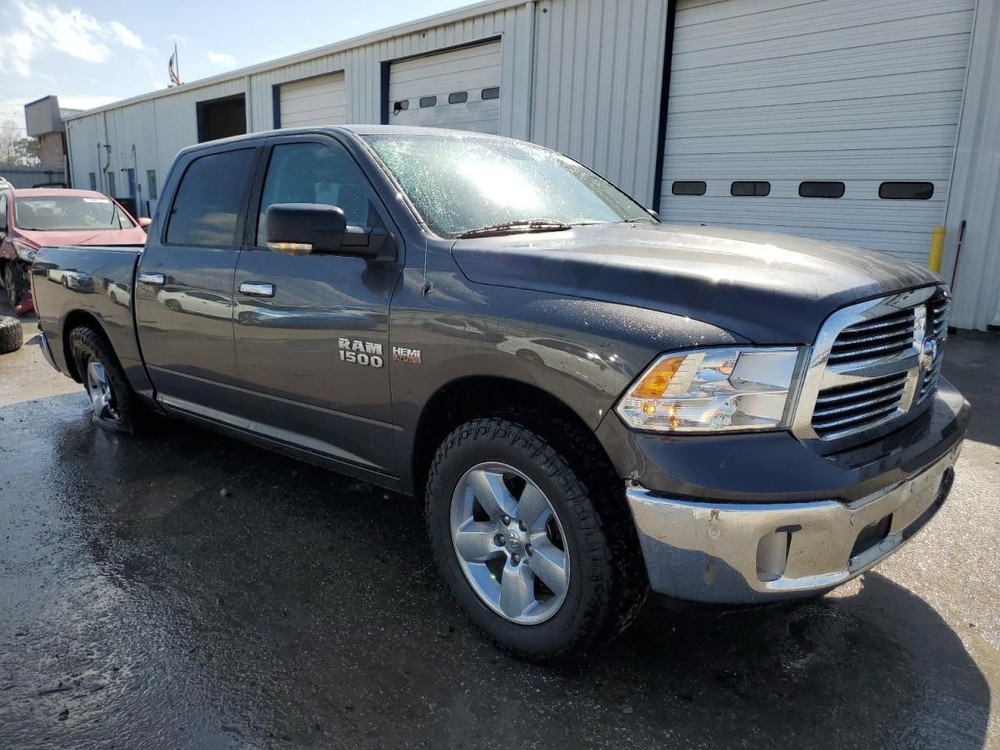 2016 Dodge RAM 1500 Air Shutter