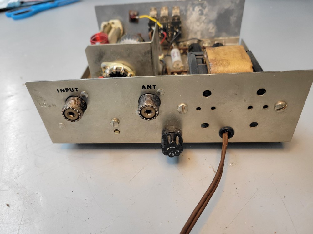 Mach -One Astro Base Linear Amp, Working, Nice Box