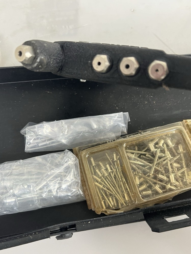 Durex Heavy Duty POP RIVET TOOL •