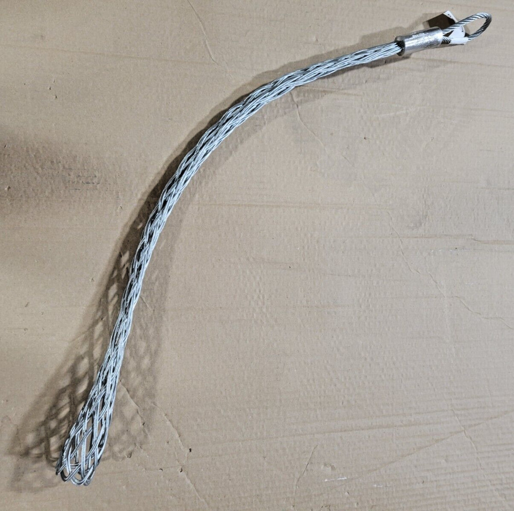 Legrand PL2502 M/L Duty Single Eye Pulling Grip 2.50"-3.50" Cable Diameter Range