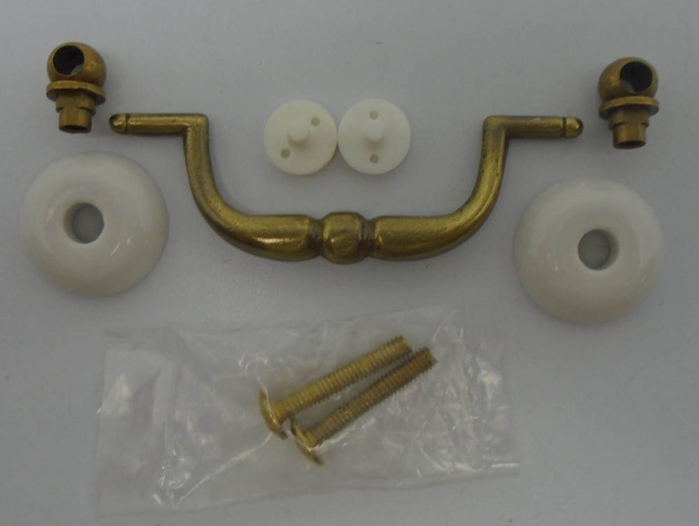 Period Brass A44 2.5" Bail Pull Antique Brass #152A