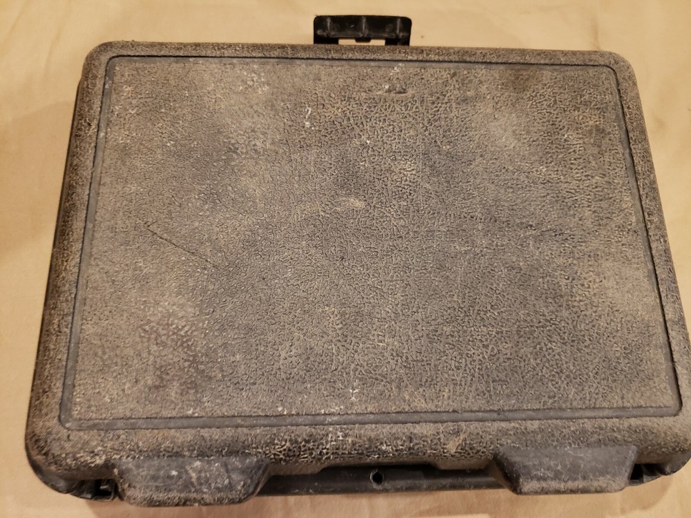 Fluke 68 IR Infrared Thermometer With Case