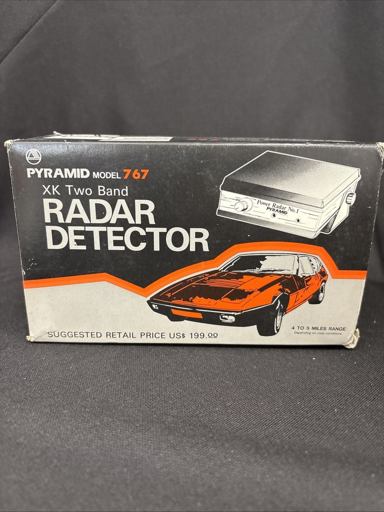 Vintage Radar Detector Pyramid Model 767