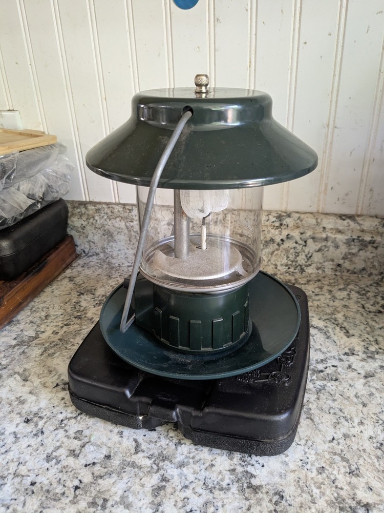 Coleman Electronic Ignition Propane Lantern Model 5154 & Case Double Mantle Lite