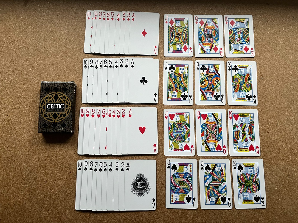 CELTIC PLAYING CARDS - FREE UK POSTAGE!!