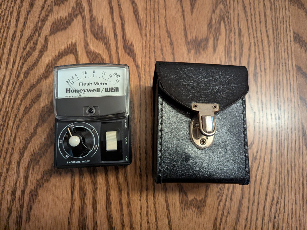 Wein Flash Meter WP500B Vintage with Original Case Working