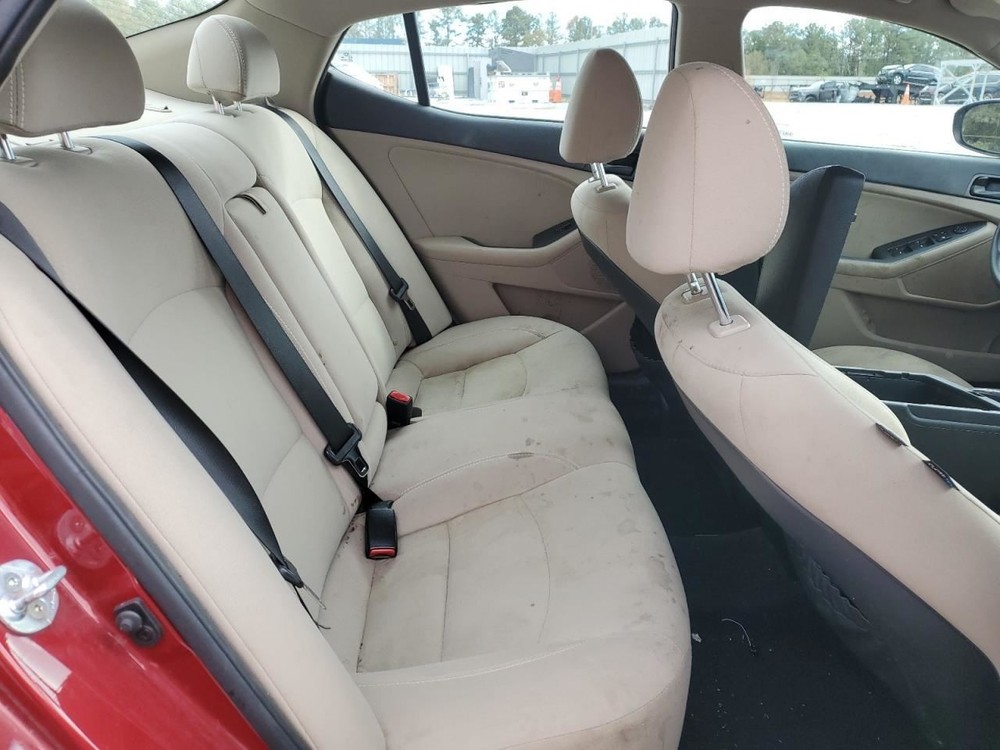 OPTIMAKIA 2015 Glove Box 4895149