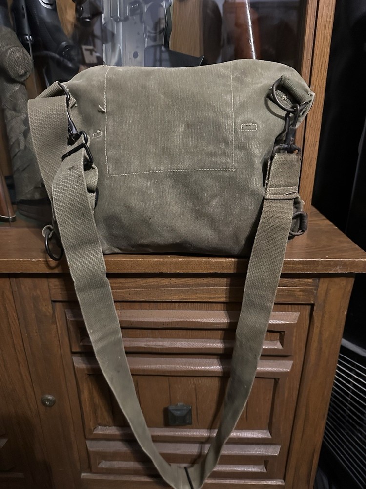 Ww2 U.S M6 Lightweight Gas Mask Bag/GP Bag With Strap