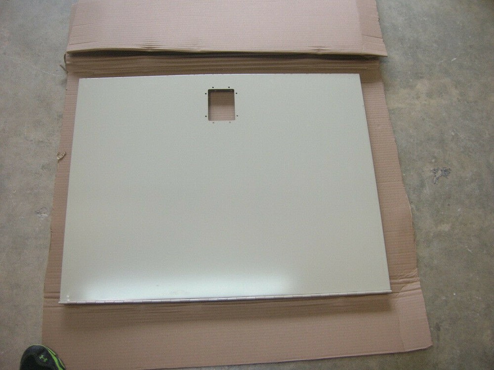 Knapheide 26730432P, Vertical Door Panel 28X36