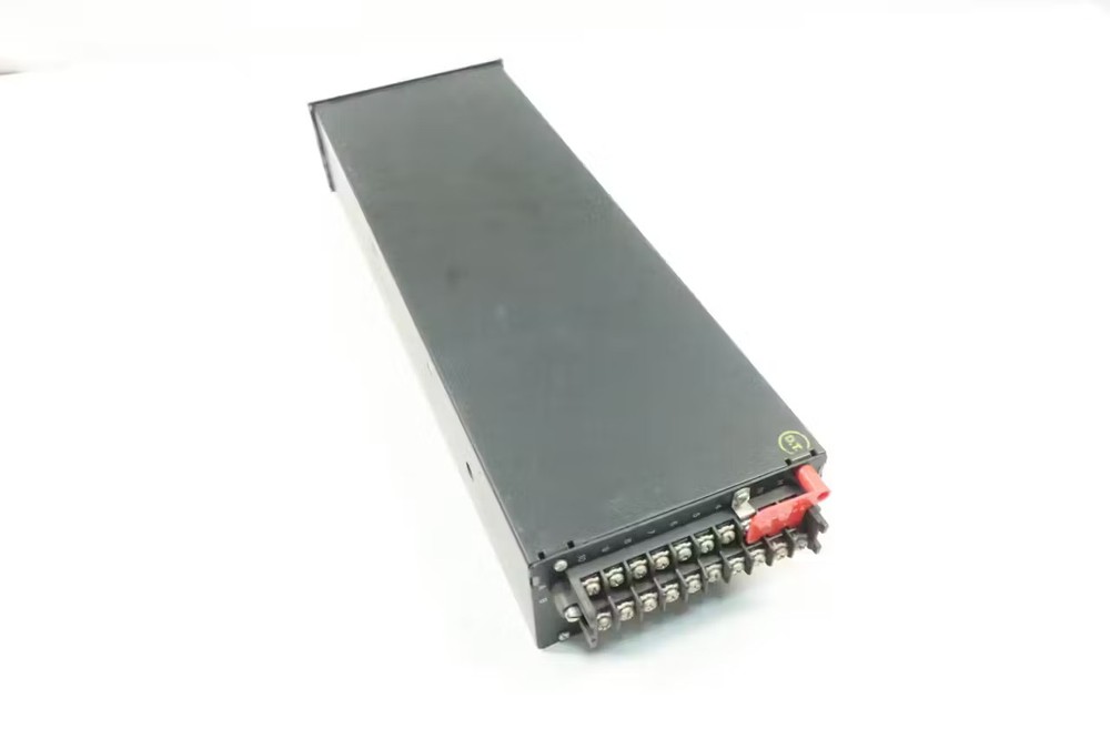 Moore 15738-120 Digital Single Loop Controller