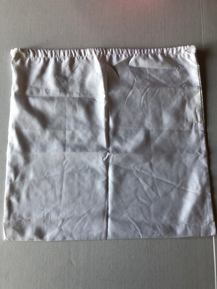 MICHAEL KORS WHITE DUST BAG