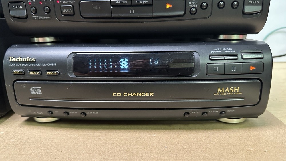 Technics SE-CH505 Component System Tuner Amp CD Changer Works with issues READ