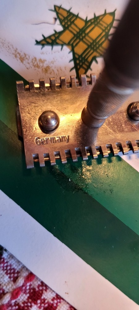 German Portable Razor Kit Ww2