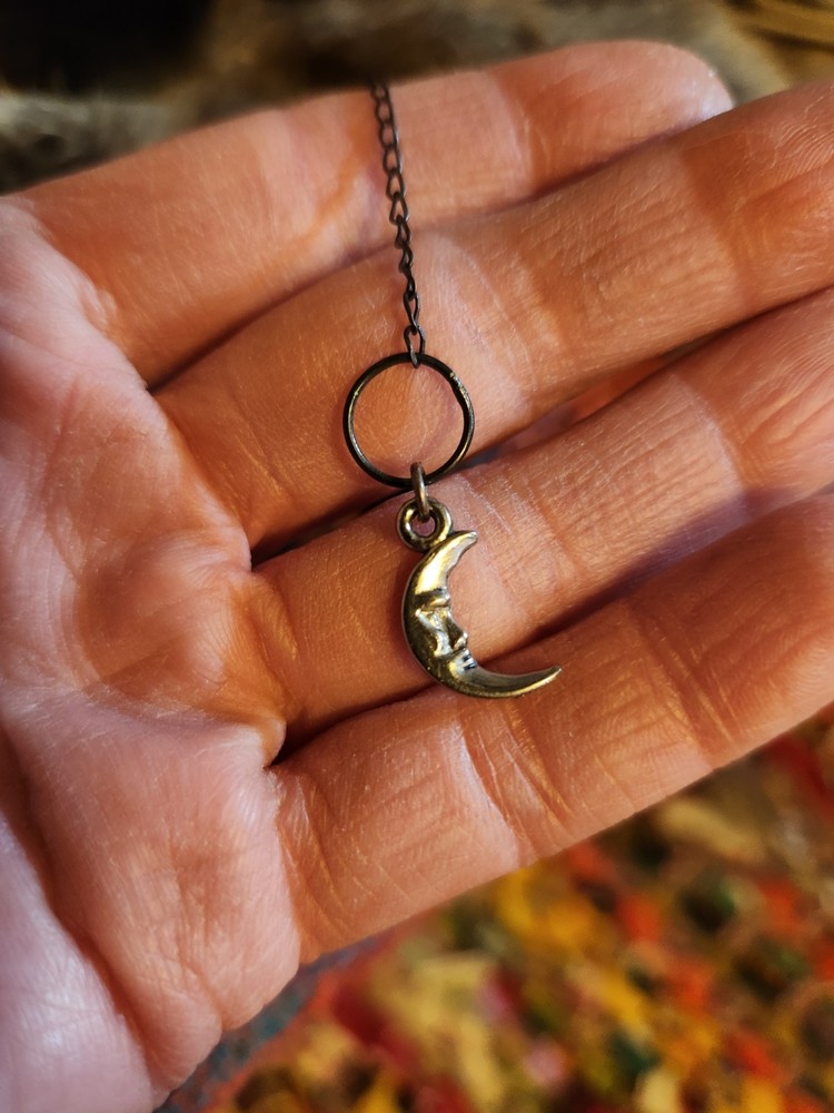 Lapis Lazuli Pendulum - Scrying, Divination Work.