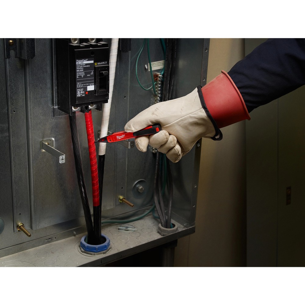 Milwaukee 2202-20 Voltage Detector with LED