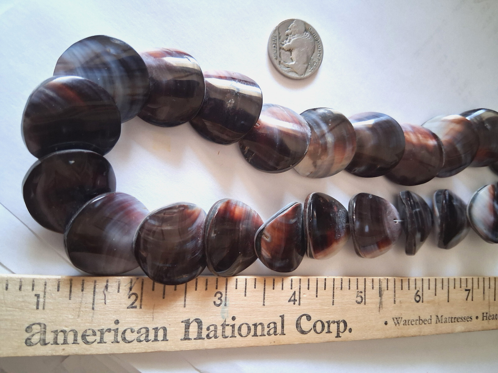 Violet Oyster 23 Double Sided Beads 24 - 25 mm Round 18 Inch Strand MAKE OFFERS!