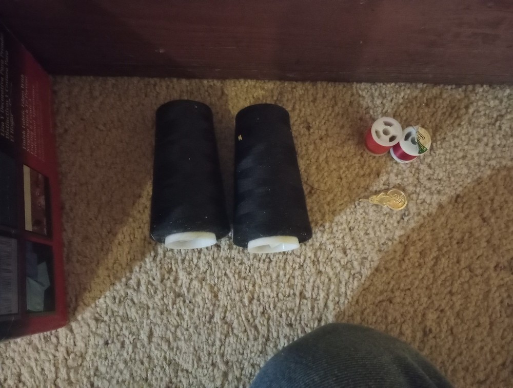 Singer TS-380 + Tiny Serger Machine W/ Box, Pedal, String, Manual (Please Read)