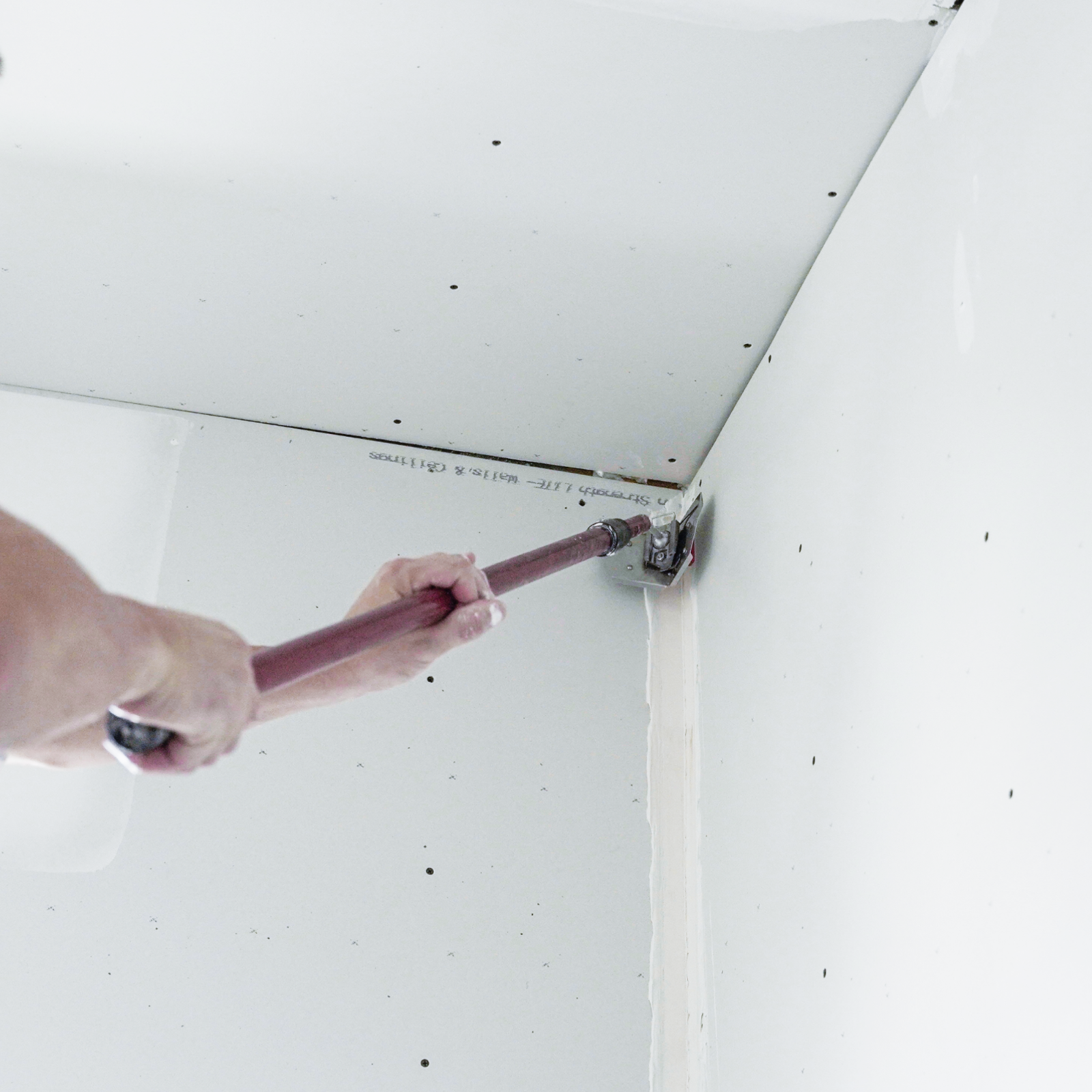 LEVEL5 Drywall Tools - 3.5 Inch Corner Flusher | 4-744