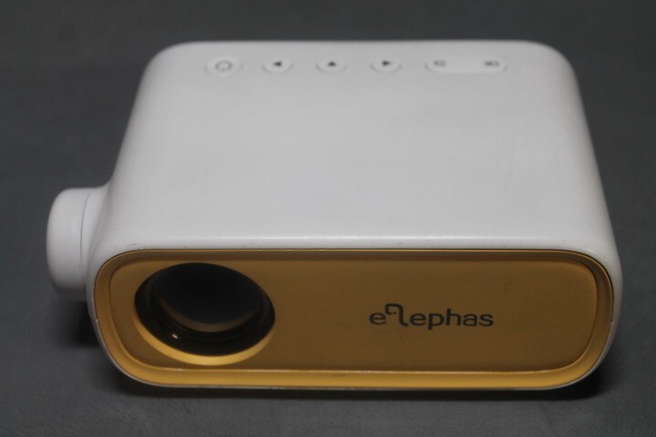 ELEPHAS Mini Portable Projector YG280 For iPhone /home DEVICE ONLY
