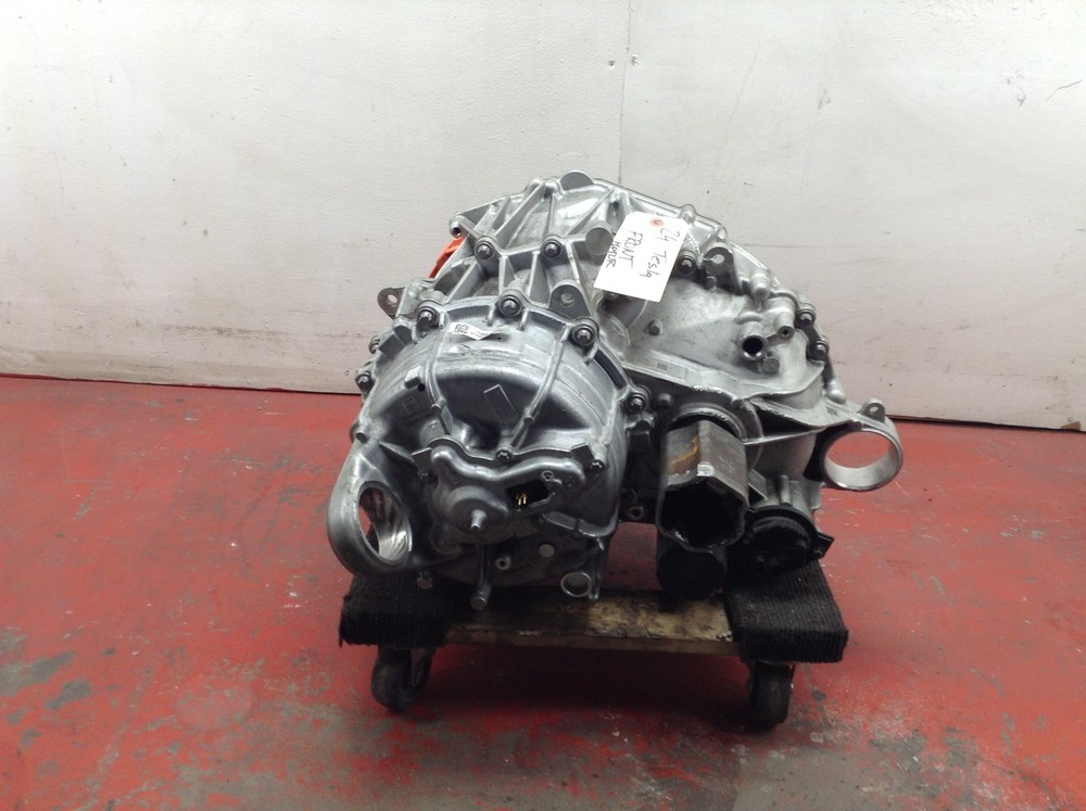 20-24 TESLA MODEL Y PERFORMANCE FRONT DRIVE UNIT ENGINE MOTOR OEM
