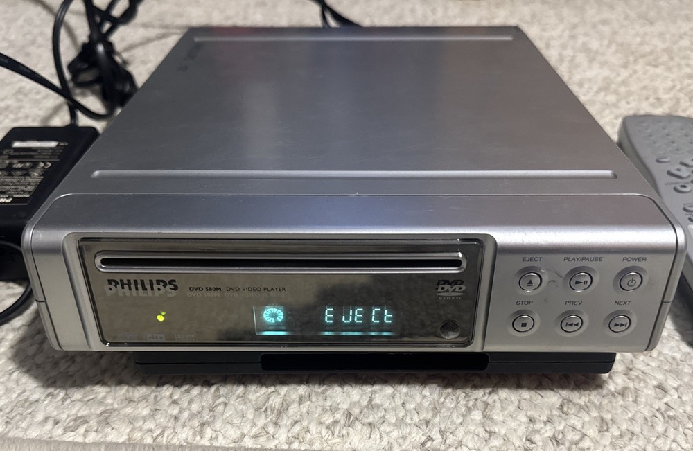 Philips DVD 580 M Player With Remote