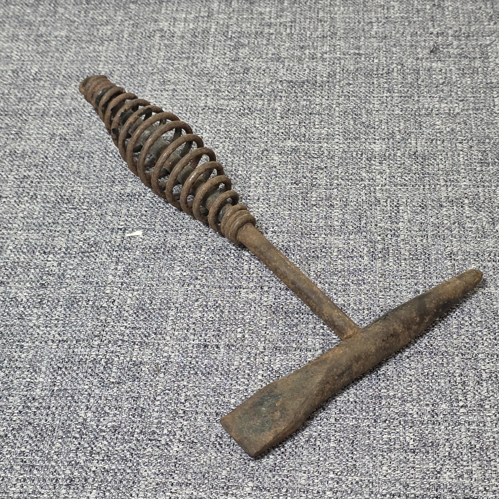Vintage Welders Chipping Spring Hammer