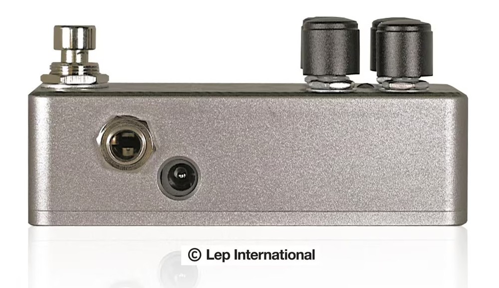 One Control Hooker's Green Bass Machine 4K