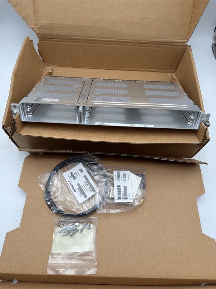 NEW Ericsson Mini-Link BFD 599 031/1 R2D Subrack AMM 2PAC Microwave Data link
