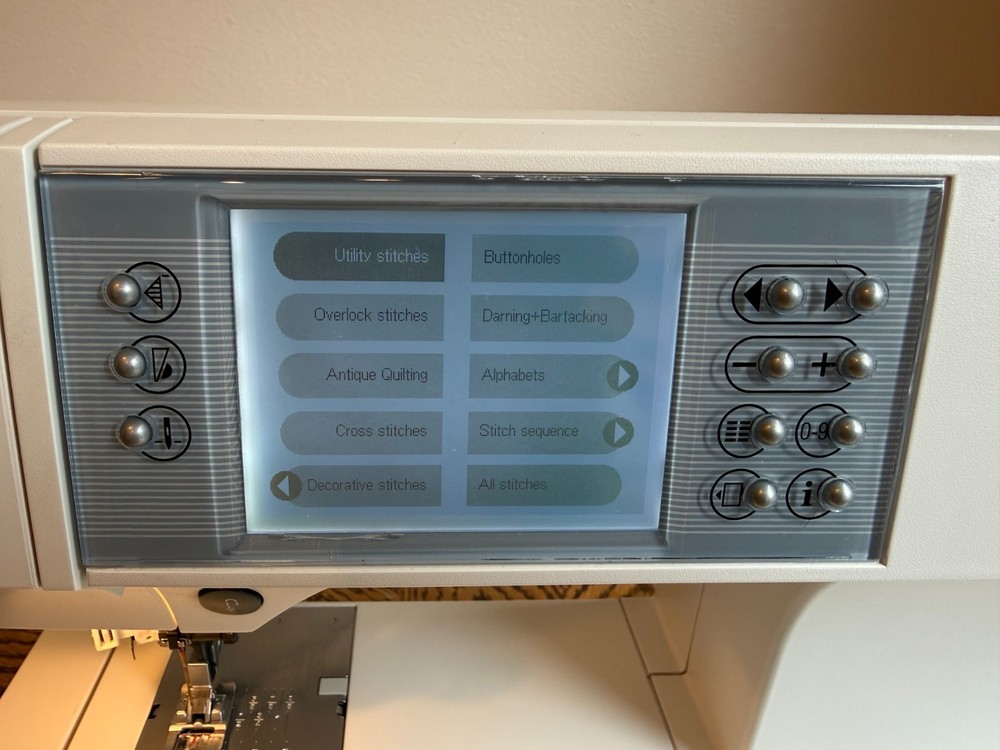 PFAFF Performance 2056 Sewing Machine