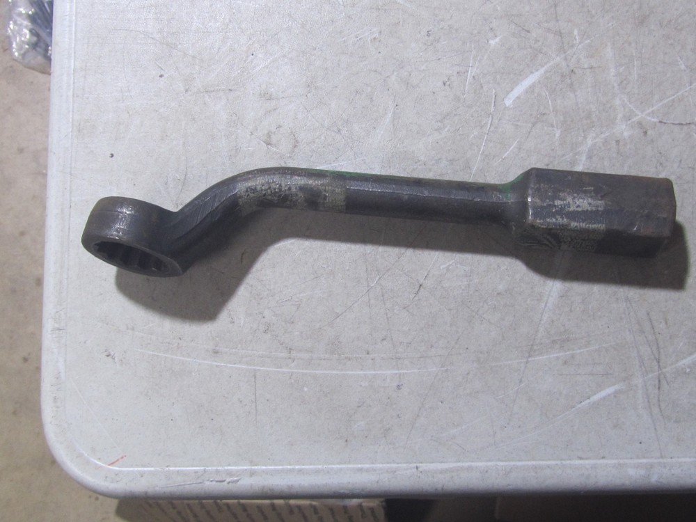 USED Wright Tool 1940 HAMMER STRIKING FACE 1-1/4" OFFSET BOX WRENCH 12 POINT